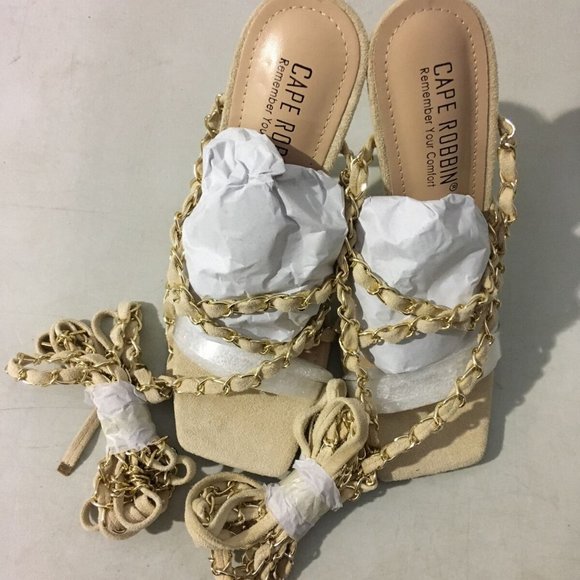 NWT CAPE ROBBIN HANI OFF-WHITE LACE UP HEELS 5.5 - Picture 12 of 14